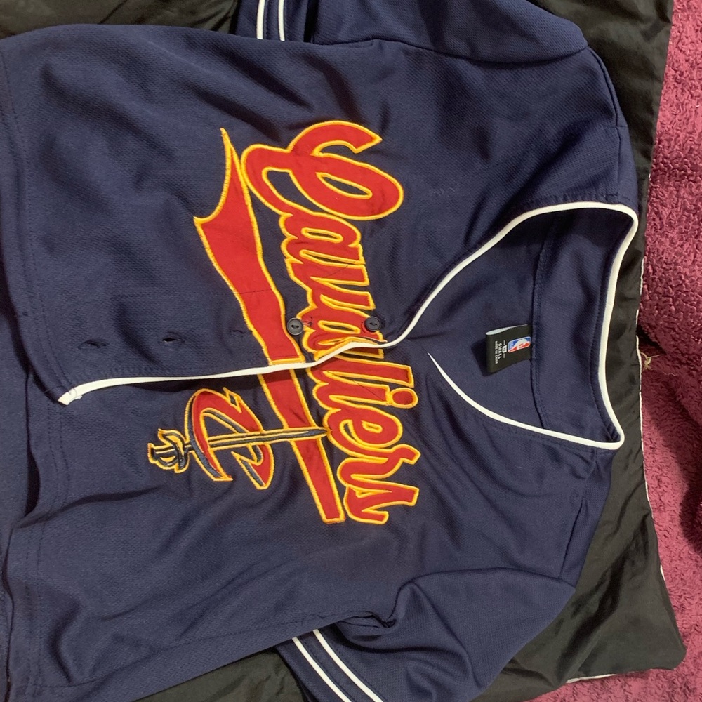 Cavaliers basketball jersey